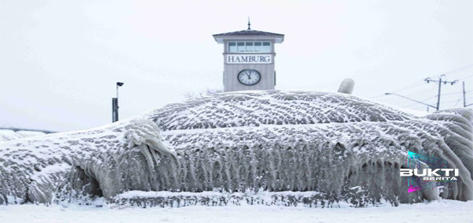Badai Salju Menyelimuti Kota New York, Mengganggu Perjalanan Liburan